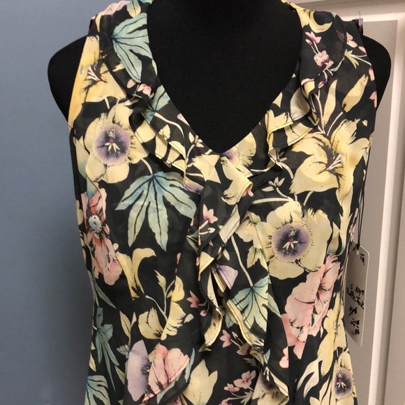 Cabi ruffle tank. - Picture 2 of 5